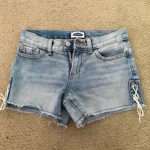 lace up shorts